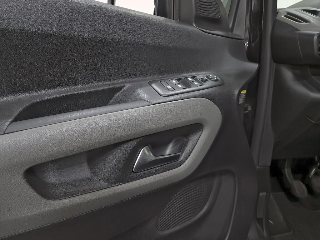 Peugeot Rifter Active Nav+ Long BlueHDi 96kW 10