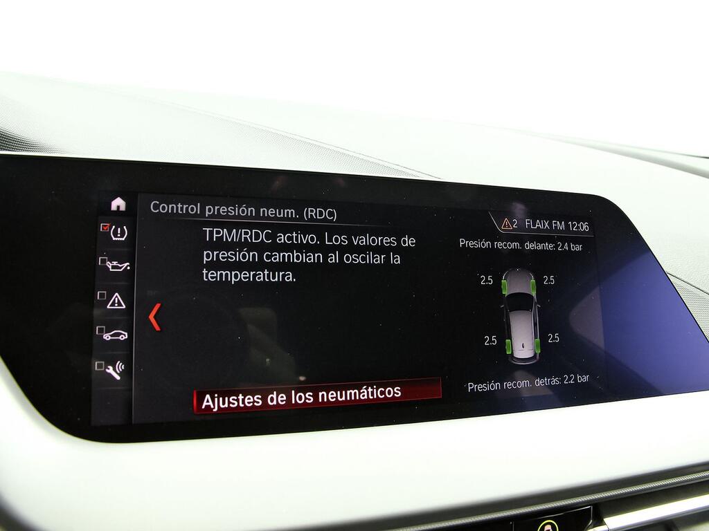 BMW Serie 1 118i 24