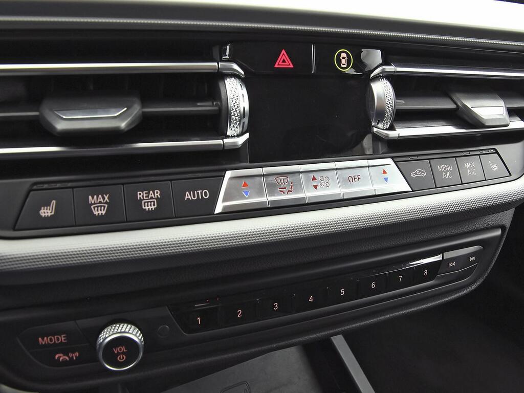 BMW Serie 1 118i 18