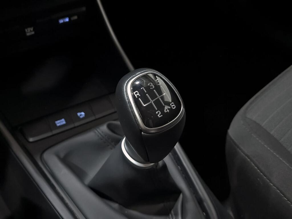 Hyundai i20 1.0 TGDI 74kW (100CV) Klass 26