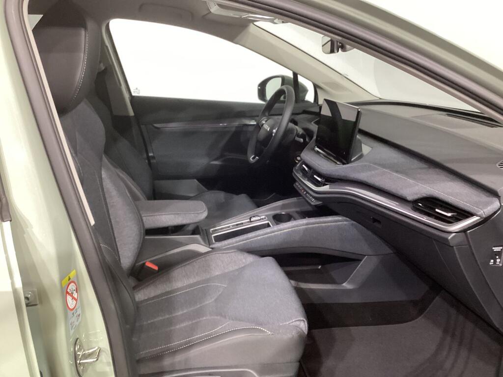 Skoda Elroq 150 kW (204 CV) 63 kWh (59 kwh neta) 5