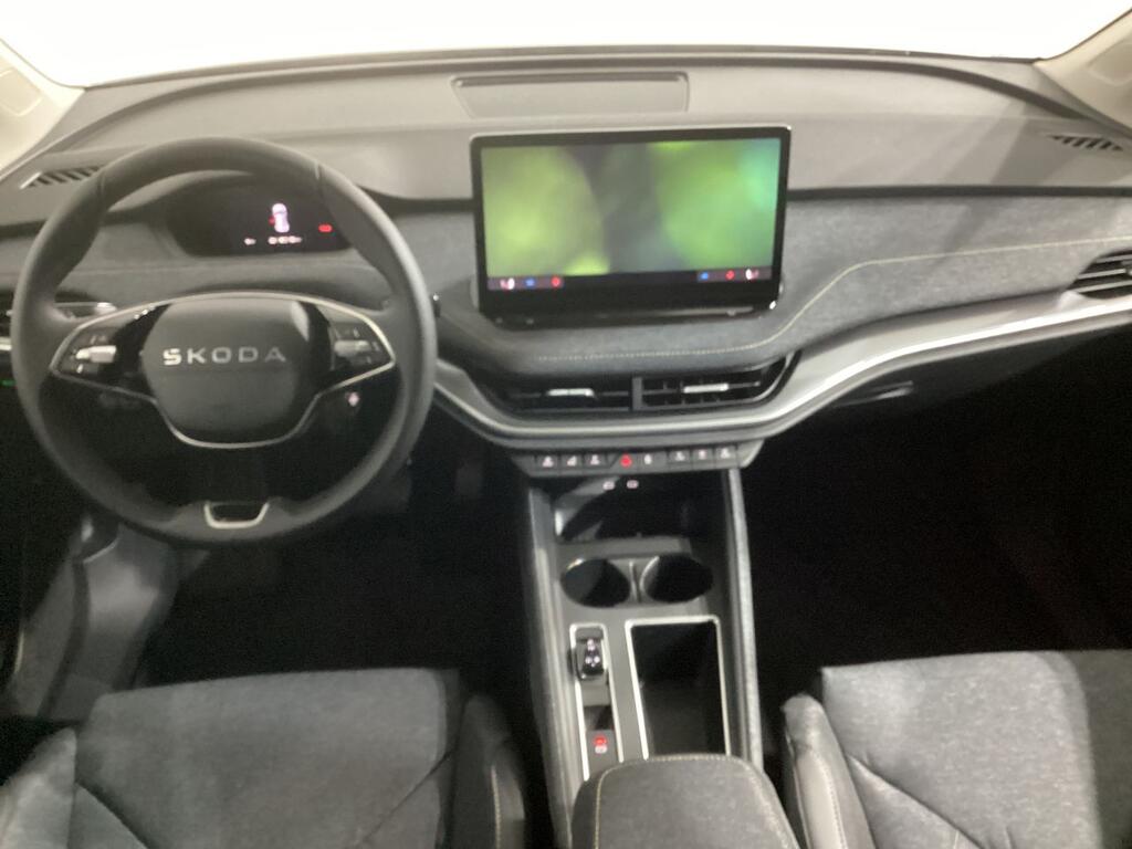 Skoda Elroq 150 kW (204 CV) 63 kWh (59 kwh neta) 4