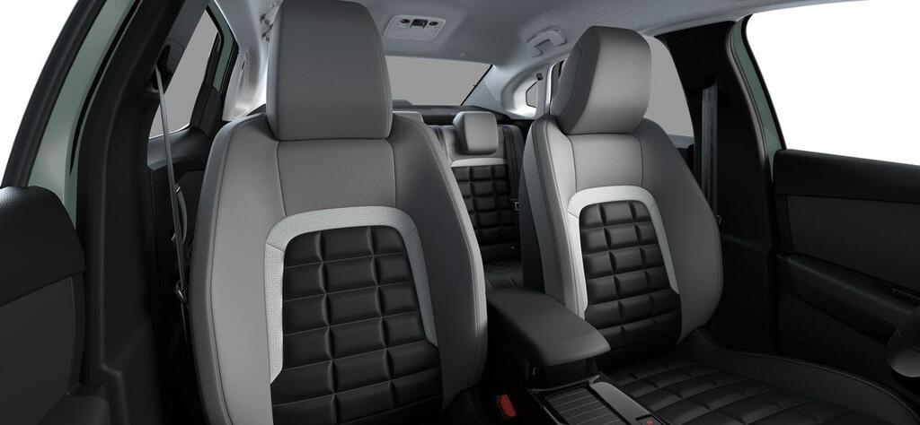 Citroën C4 X Hybrid 145 ë-DCS6 Max 9