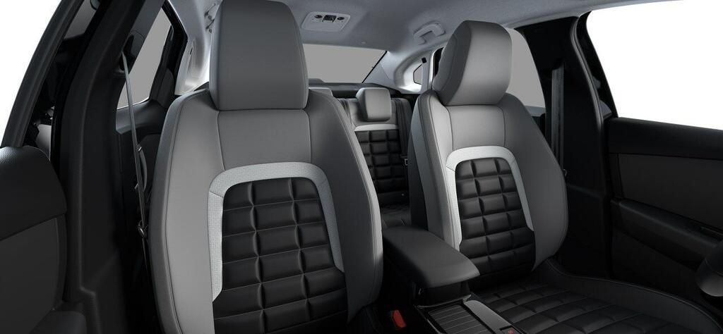 Citroën C4 X Hybrid 145 ë-DCS6 Max 9