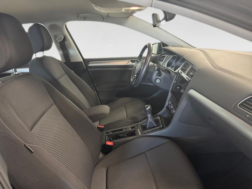 Volkswagen Golf Business 1.0 TSI 85kW (115CV) 5
