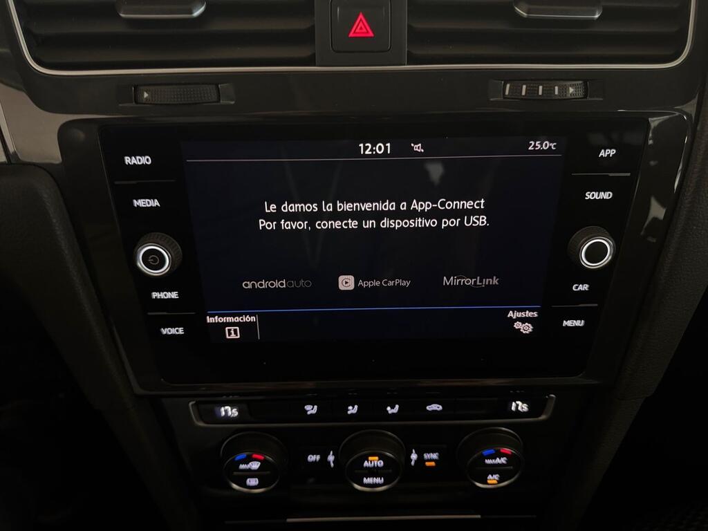 Volkswagen Golf Business 1.0 TSI 85kW (115CV) 16