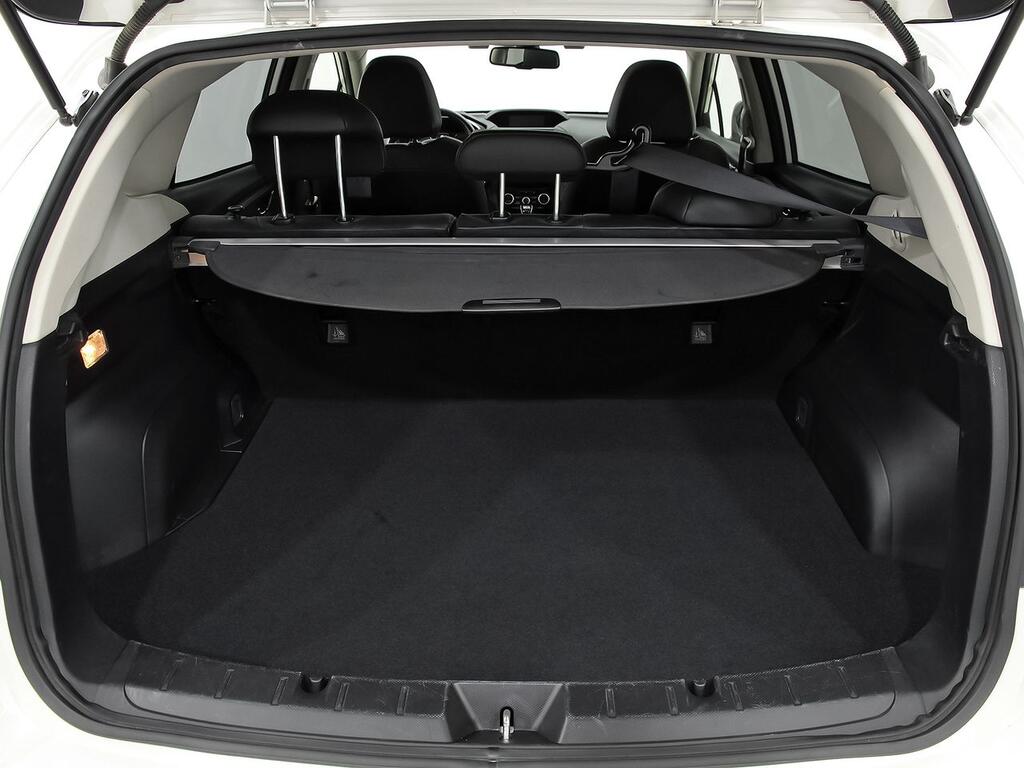 Subaru XV 2.0i Hybrid CVT Executive Plus 10