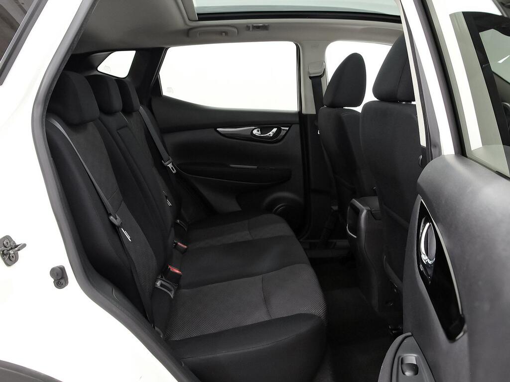 Nissan Qashqai 1.2 DIG-T N-CONNECTA 8
