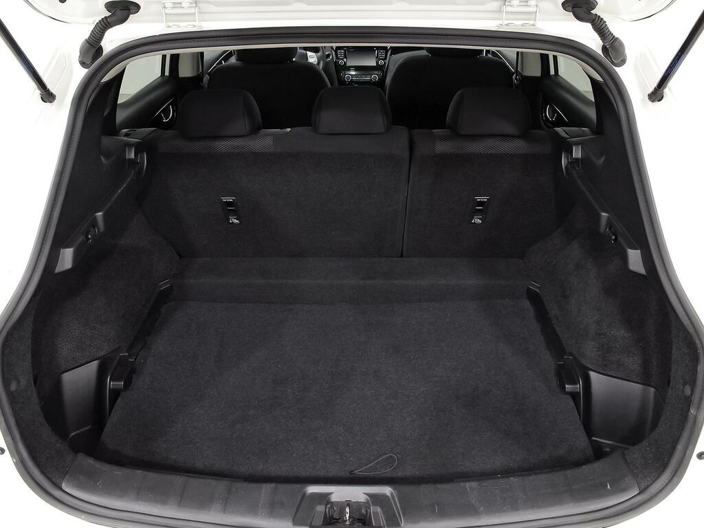 Nissan Qashqai 1.2 DIG-T N-CONNECTA 9