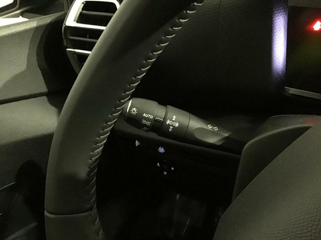 Citroën C4 X Hybrid 136 e-DCS6 Plus 14