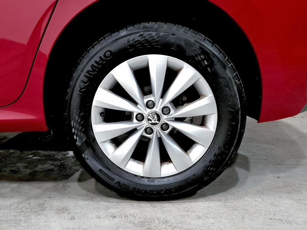 Skoda Kamiq 1.0 TSI 70kW (95CV) AMBITION 8