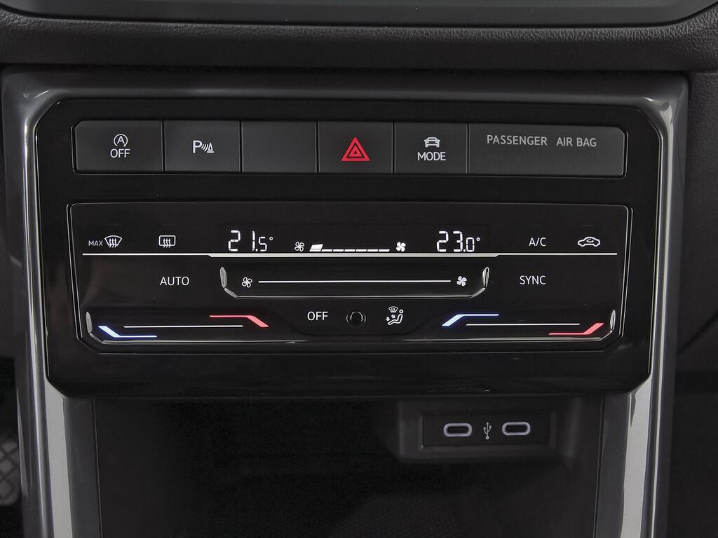 Volkswagen T-Cross Sport 1.0 TSI 81kW (110CV) 28