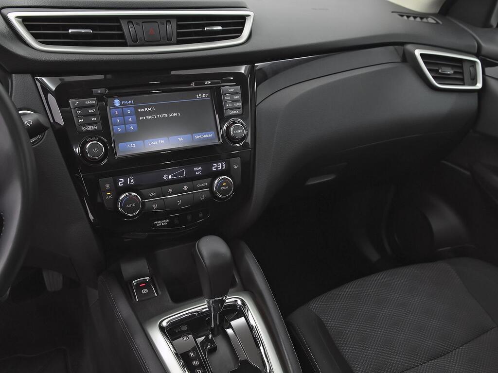 Nissan Qashqai 1.2 DIG-T XTRONIC N-CONNECTA 19