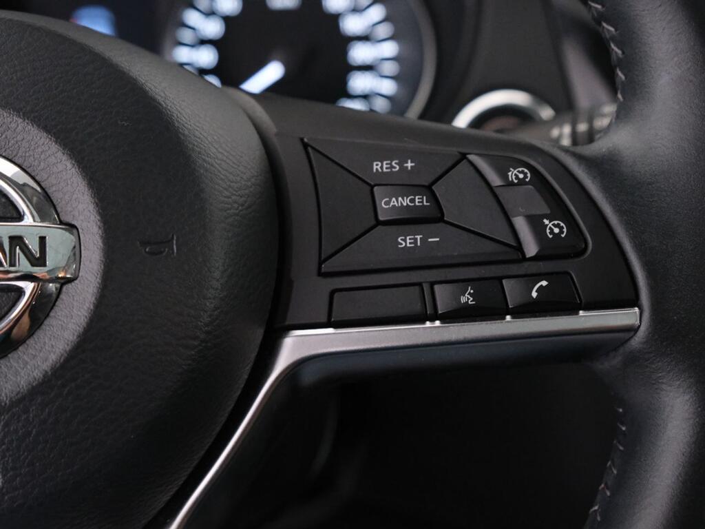 Nissan Qashqai dCi 85 kW (115 CV) E6D DCT N-CONNECTA 17
