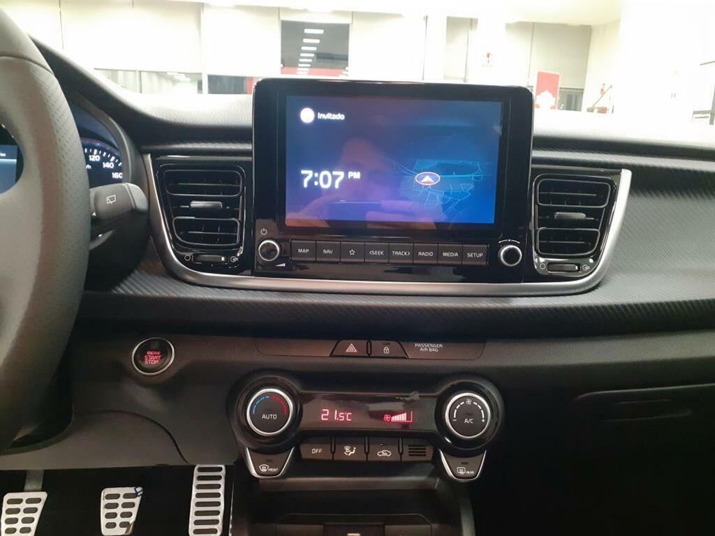Kia Rio 1.0 T-GDi 74kW (100CV) MHEV iMT GT Line 18
