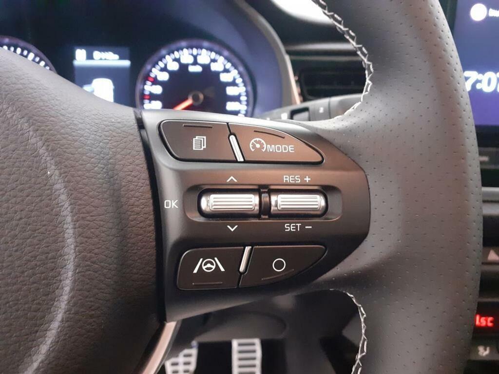 Kia Rio 1.0 T-GDi 74kW (100CV) MHEV iMT GT Line 16