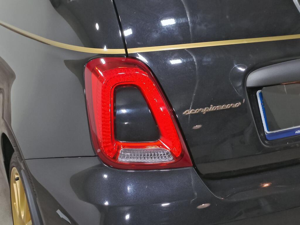 Abarth 500 595 Scorpioneoro 1.4 16v 121kW E6D 33