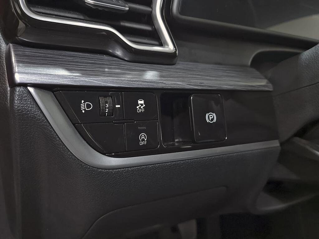 Kia Sportage 1.6 T-GDi 118kW (160CV) Drive 17″ 14