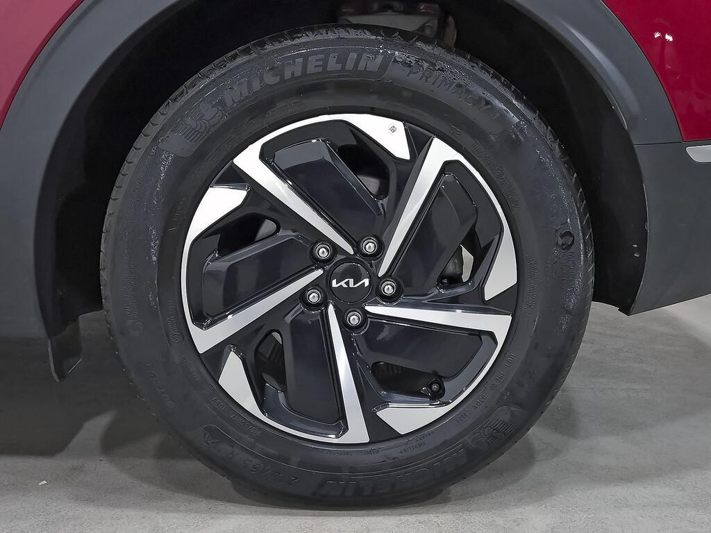 Kia Sportage 1.6 T-GDi 118kW (160CV) Drive 17″ 10