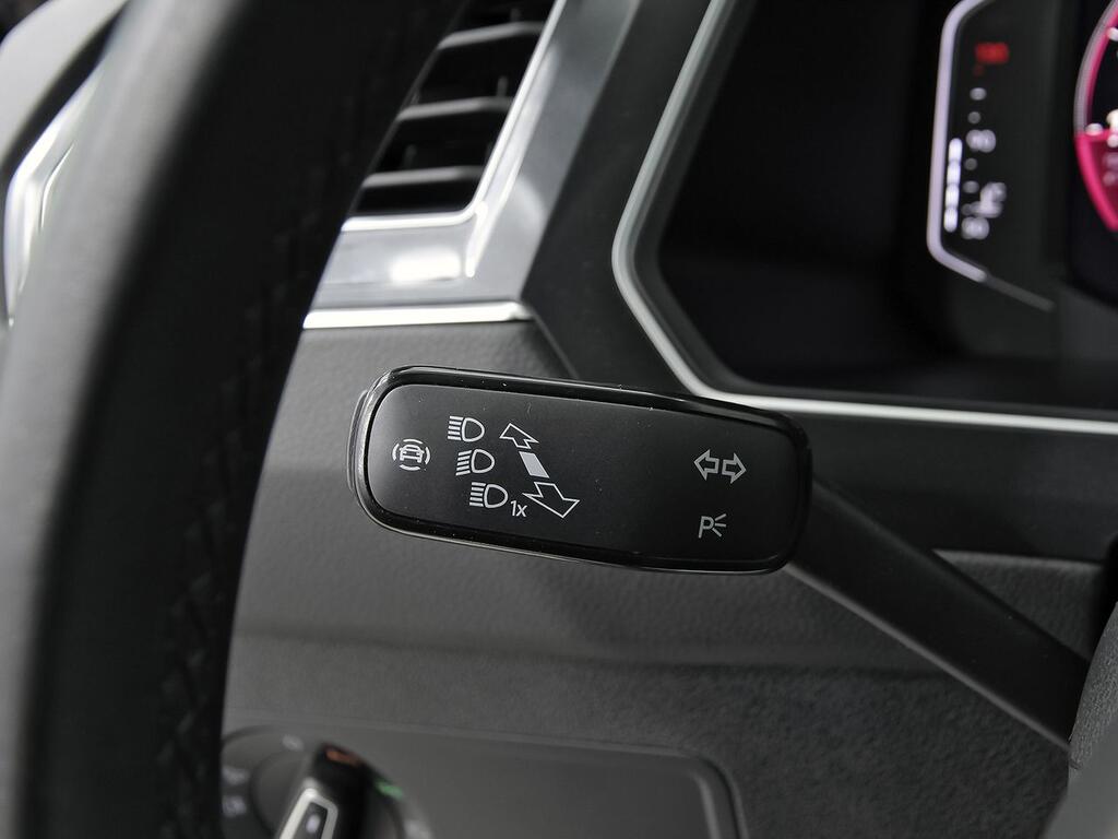 Volkswagen Tiguan R-Line 1.5 TSI 110kW (150CV) DSG 14