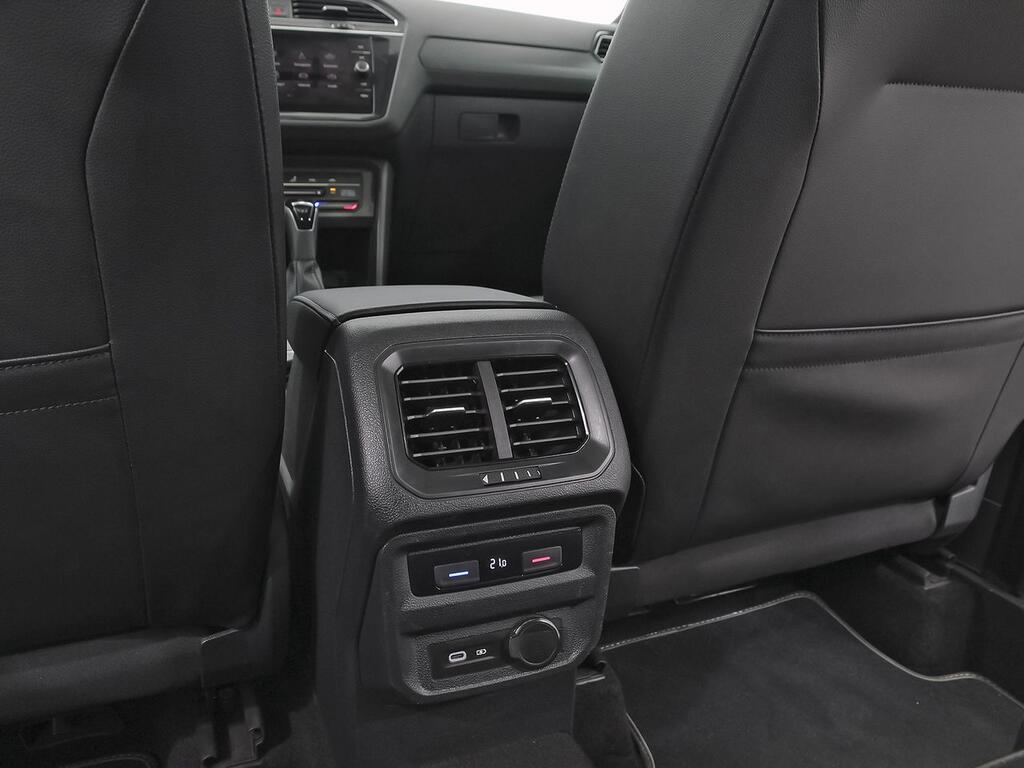 Volkswagen Tiguan R-Line 1.5 TSI 110kW (150CV) DSG 34
