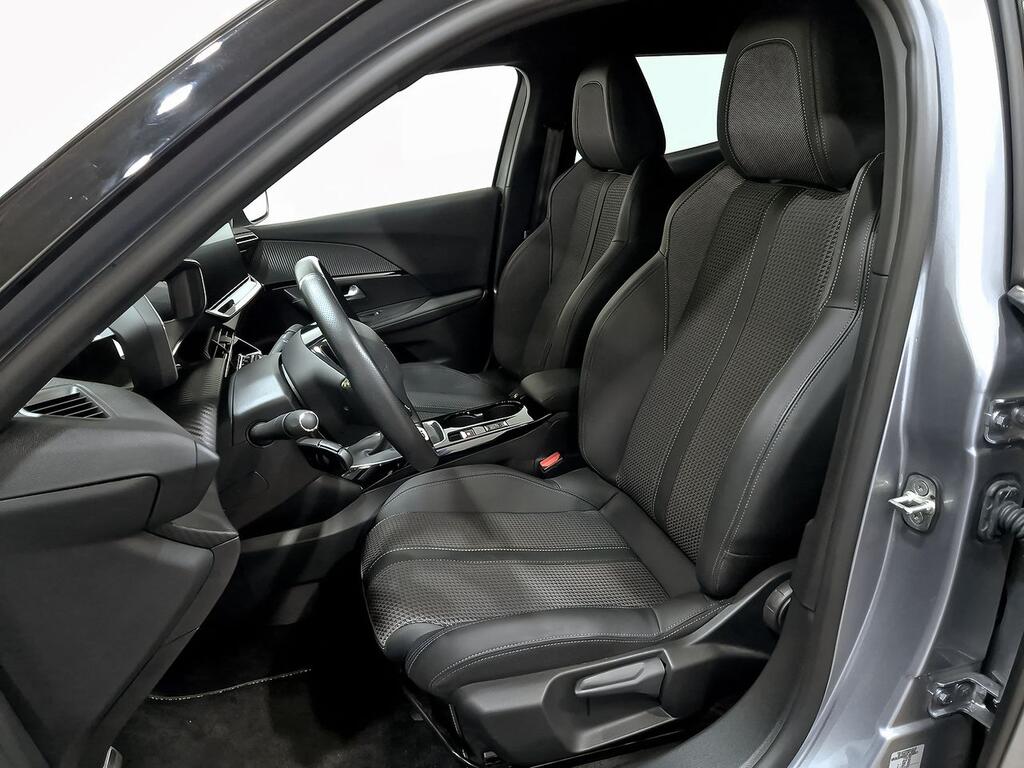 Peugeot 2008 GT Puretech 130 S&S 6 Vel. MAN 8