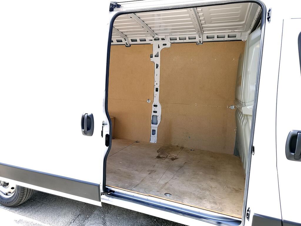 Citroën Jumper FG 2.2 BHDI 140 L3H2 3.5T 4P 10