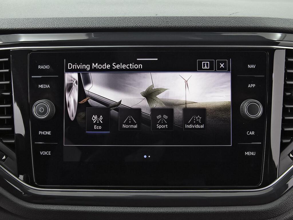Volkswagen T-Roc Sport 1.5 TSI 110kW (150CV) DSG 26