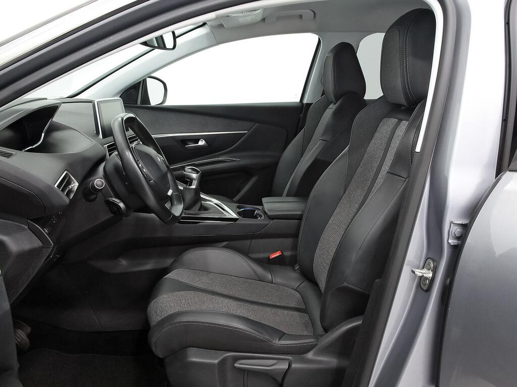 Peugeot 3008 1.2 PureTech 96KW (130CV) S&S Allure 8