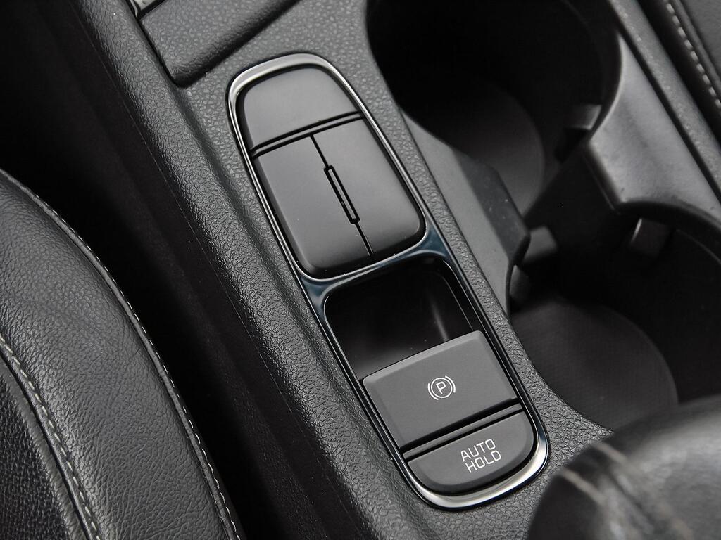 Kia Niro 1.6 GDi HEV 104kW (141CV) Drive 27