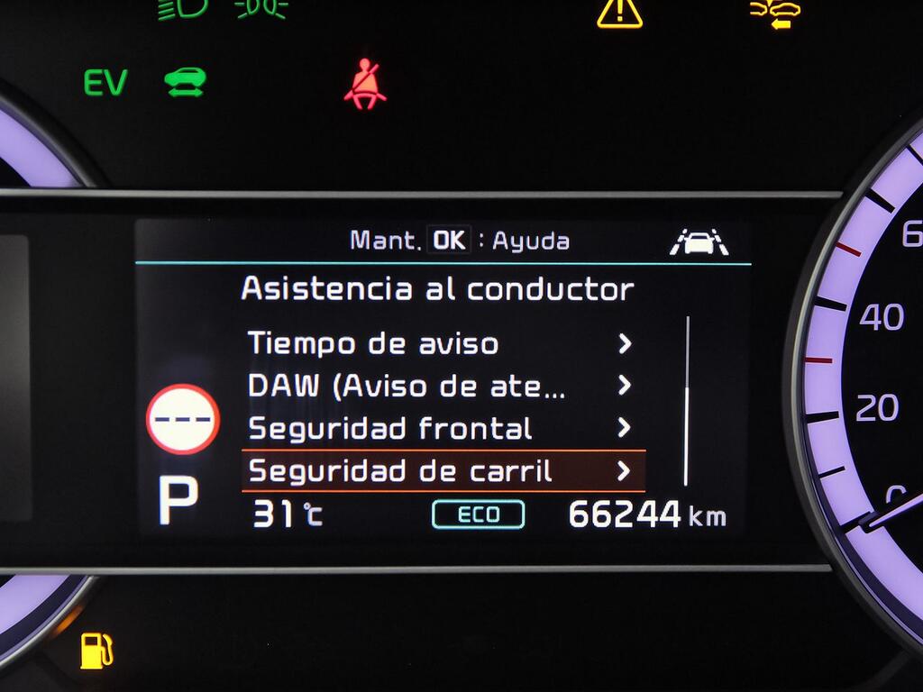 Kia Niro 1.6 GDi HEV 104kW (141CV) Drive 26