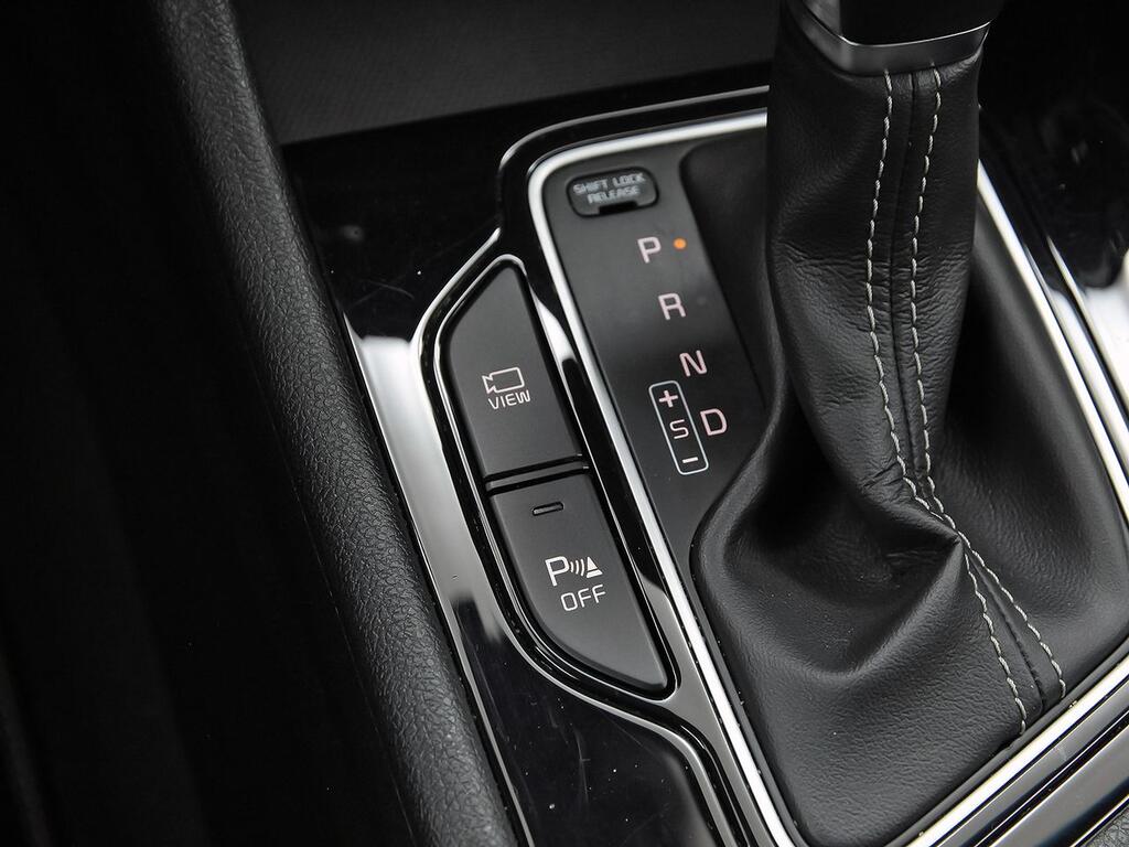 Kia Niro 1.6 GDi HEV 104kW (141CV) Drive 28