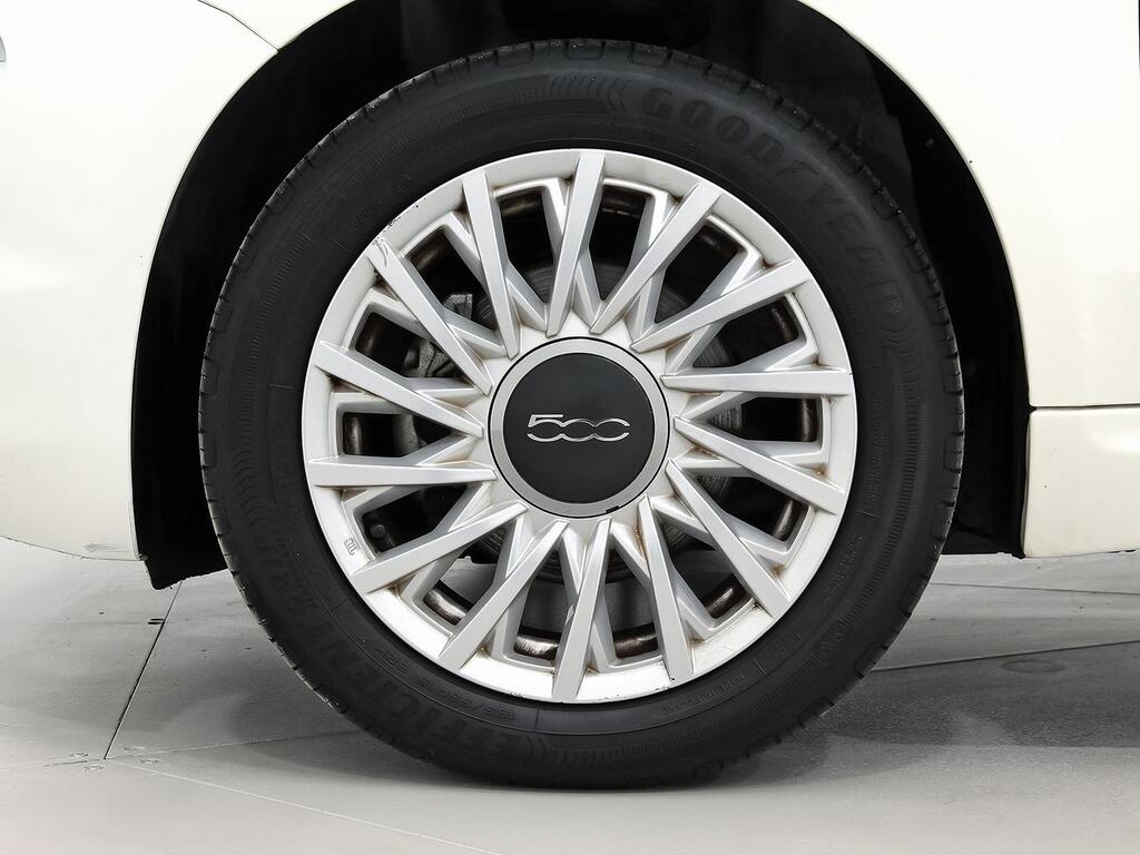 Fiat 500 Cult 1.0 Hybrid 51KW (70 CV) 7