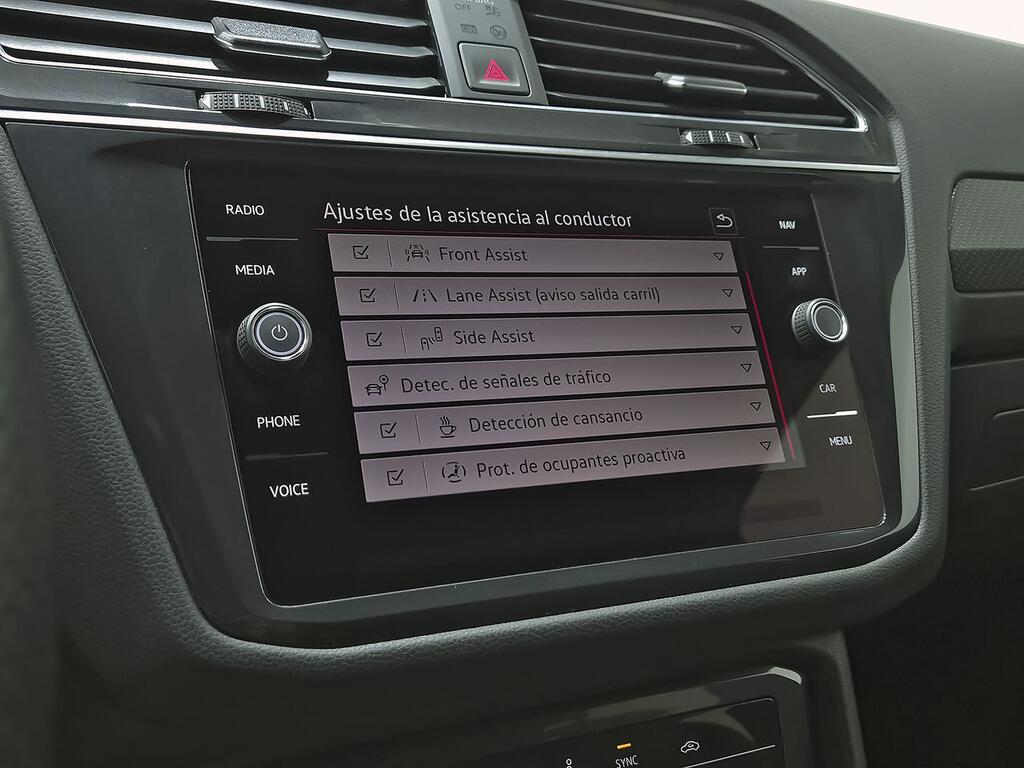 Volkswagen Tiguan R-Line 2.0 TDI 110kW (150CV) DSG 25