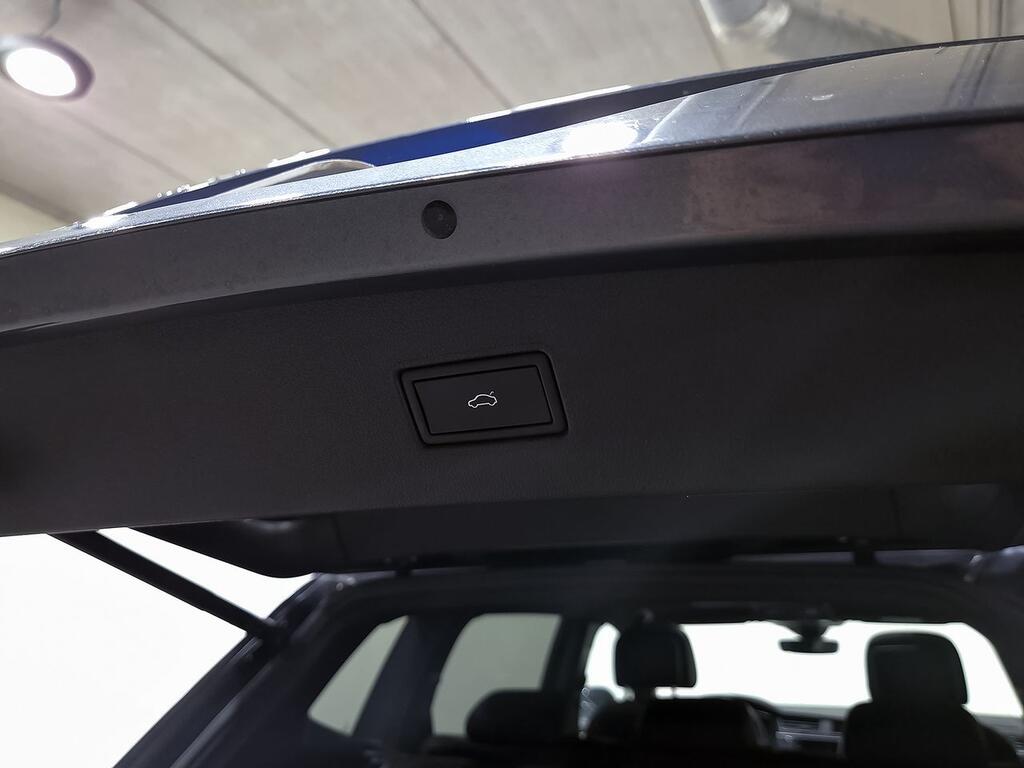 Volkswagen Tiguan R-Line 2.0 TDI 110kW (150CV) DSG 44
