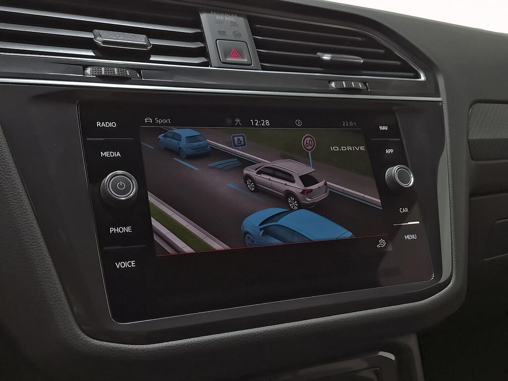 Volkswagen Tiguan R-Line 2.0 TDI 110kW (150CV) DSG 24