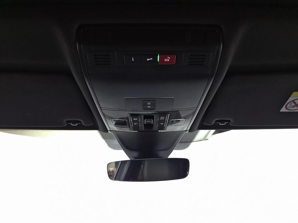 Volkswagen Tiguan R-Line 2.0 TDI 110kW (150CV) DSG 38
