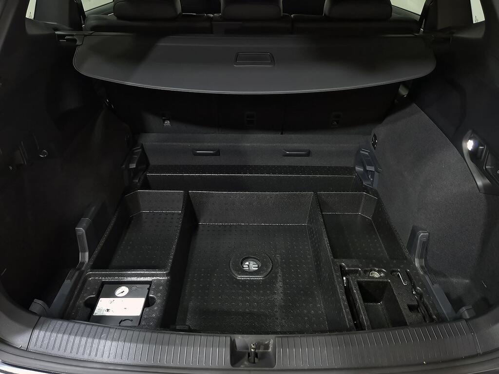 Volkswagen Tiguan R-Line 2.0 TDI 110kW (150CV) DSG 46