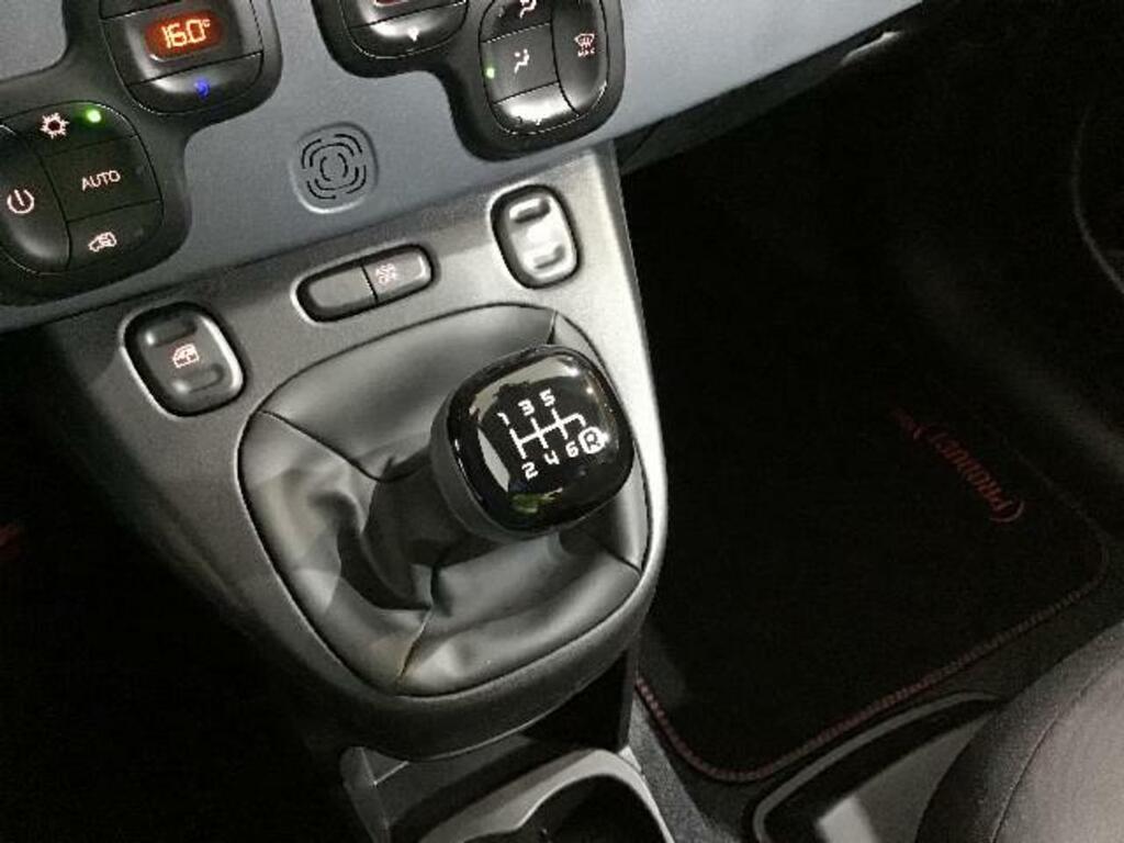 Fiat Panda Panda Hybrid 1.0 51kw (70CV) 13