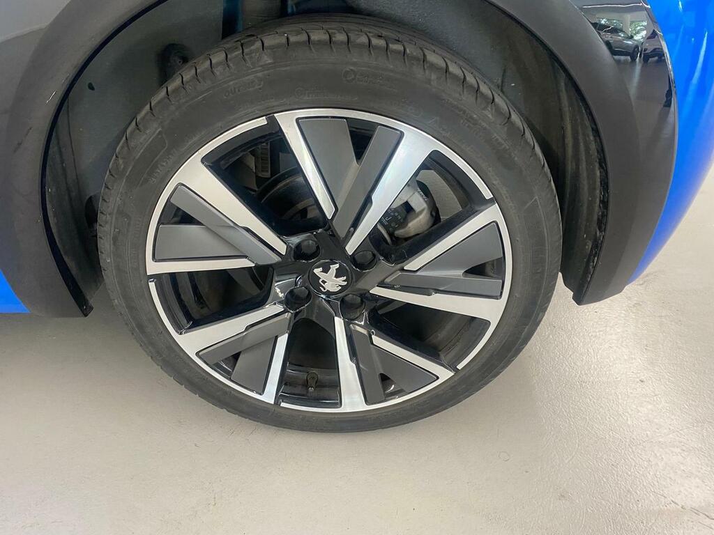 Peugeot 208 BlueHDi 73kW (100CV) GT Line 23