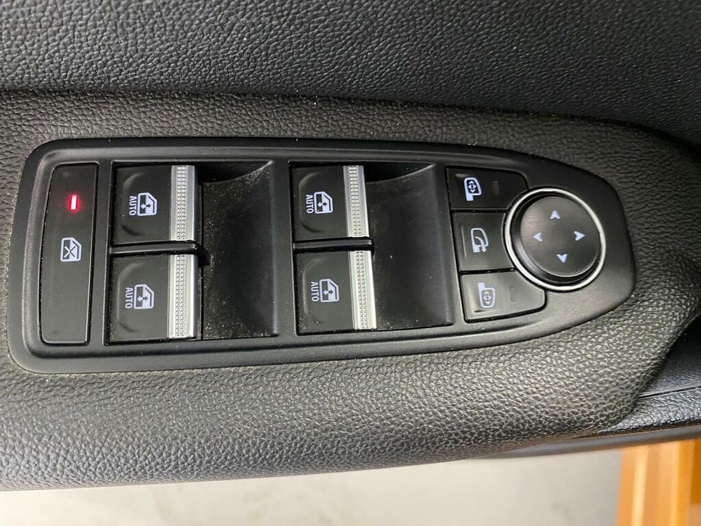 Renault Captur Zen E-TECH Híbrido enchufable 160cv 13