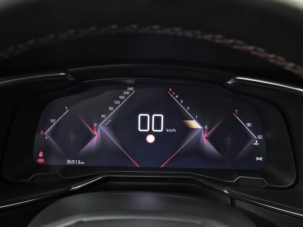 DS DS 7 BlueHDi DE 96kW (130CV) PERFORMANCE LINE 11