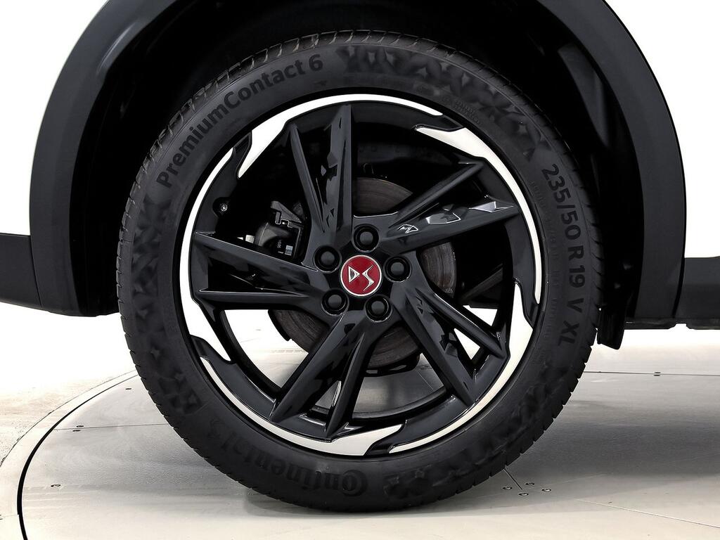DS DS 7 BlueHDi DE 96kW (130CV) PERFORMANCE LINE 8