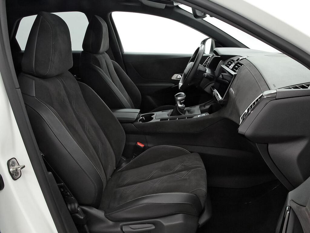 DS DS 7 BlueHDi DE 96kW (130CV) PERFORMANCE LINE 5