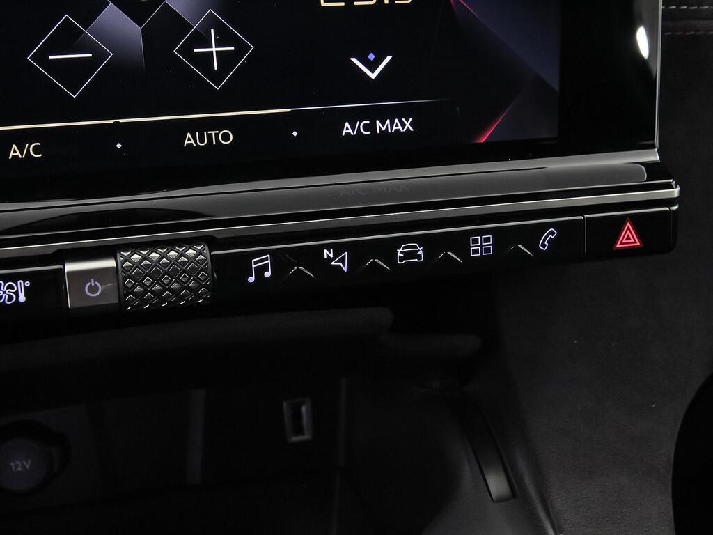 DS DS 7 BlueHDi DE 96kW (130CV) PERFORMANCE LINE 26