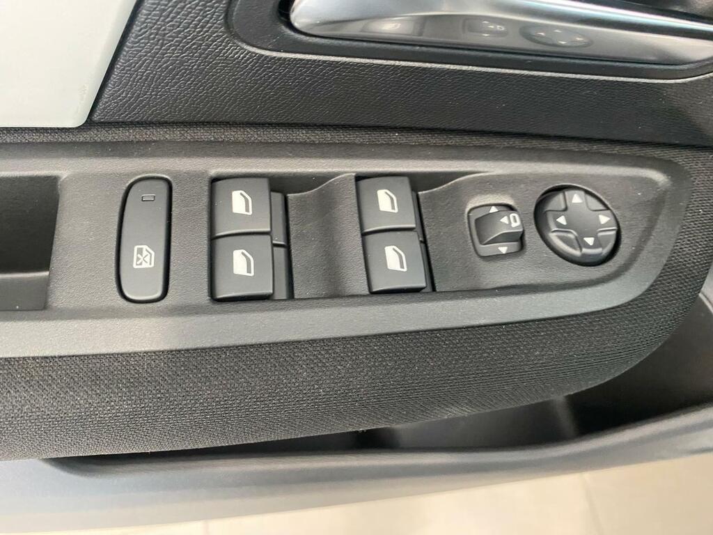 Citroën C4 X Hybrid 136 e-DCS6 Plus 10