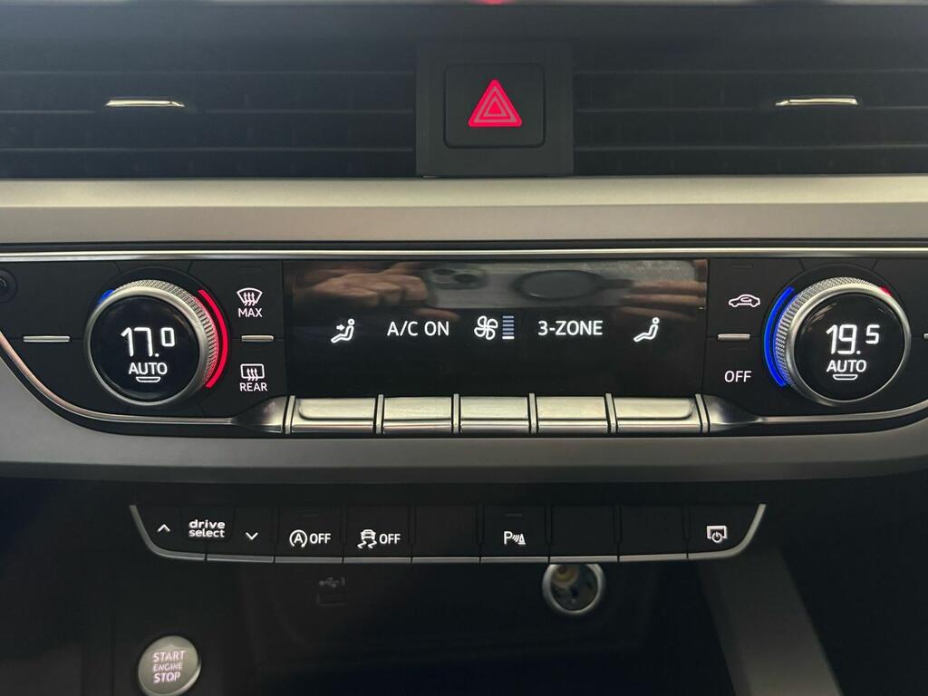 Audi A4 Avant S line 30 TDI 100kW S tronic 18