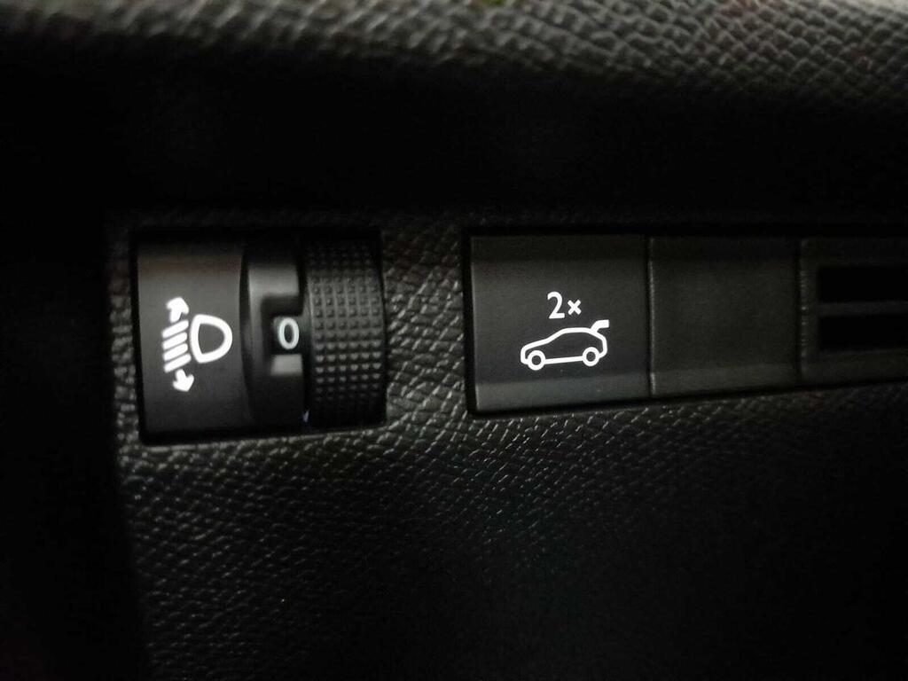 Citroën C4 X PureTech 130 S&S EAT8 Plus 20