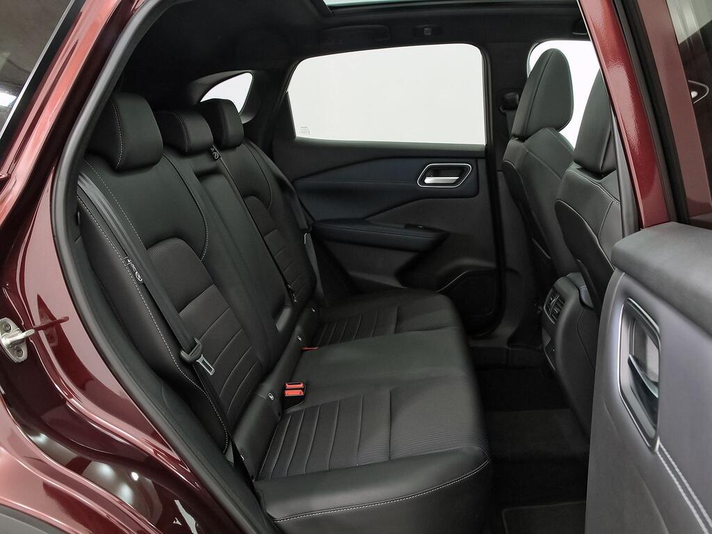 Nissan Qashqai DIG-T 116kW mHEV Xtronic Tekna 8