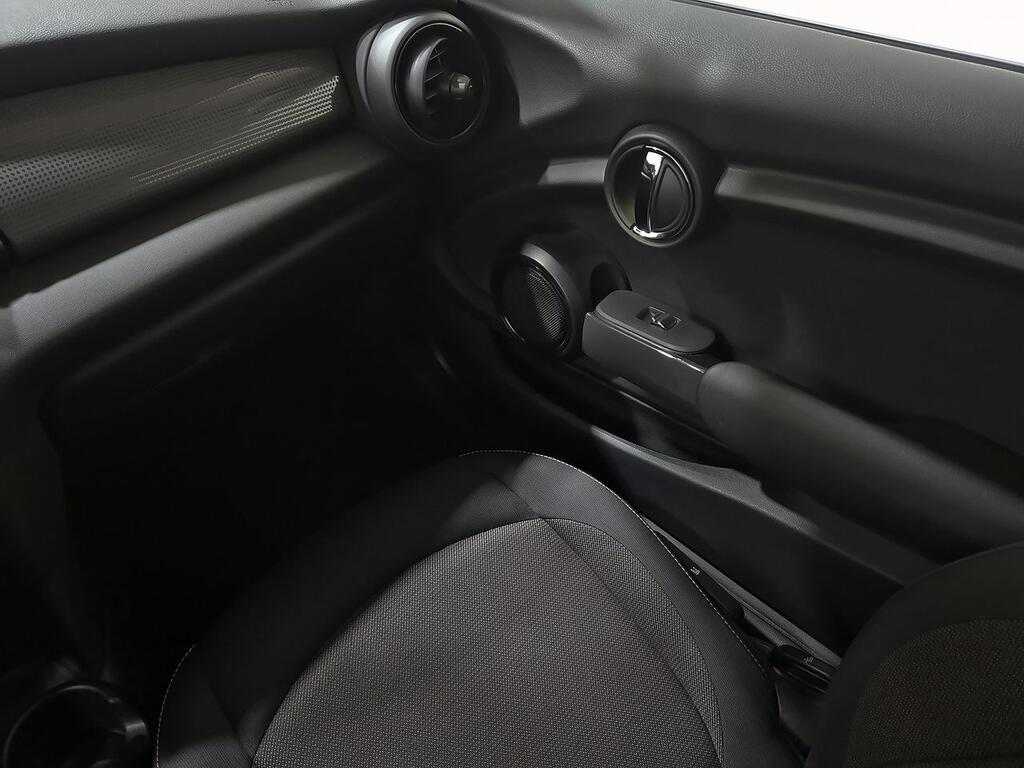 MINI Cooper COOPER 26